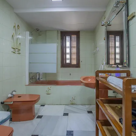 Casa Con Patio Maria Auxiliadora Apartment